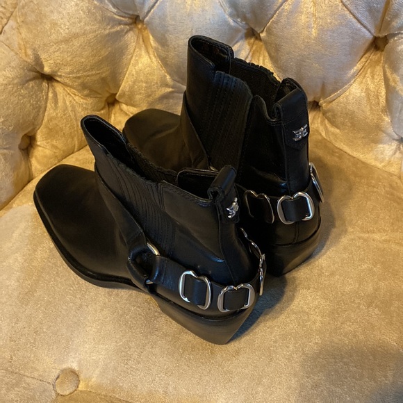 Sam Edelman Bellamie Bootie - Picture 8 of 8